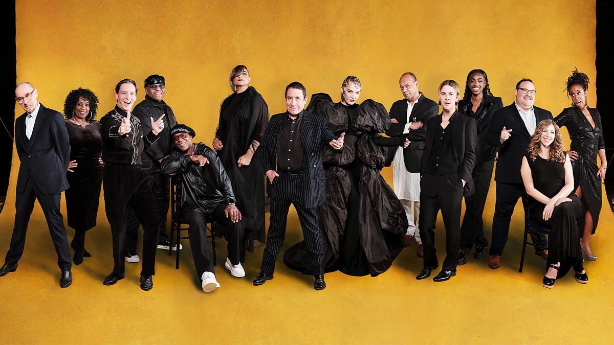 Group Viewing and Hosting Tips: Making It a Social Event - visual representation