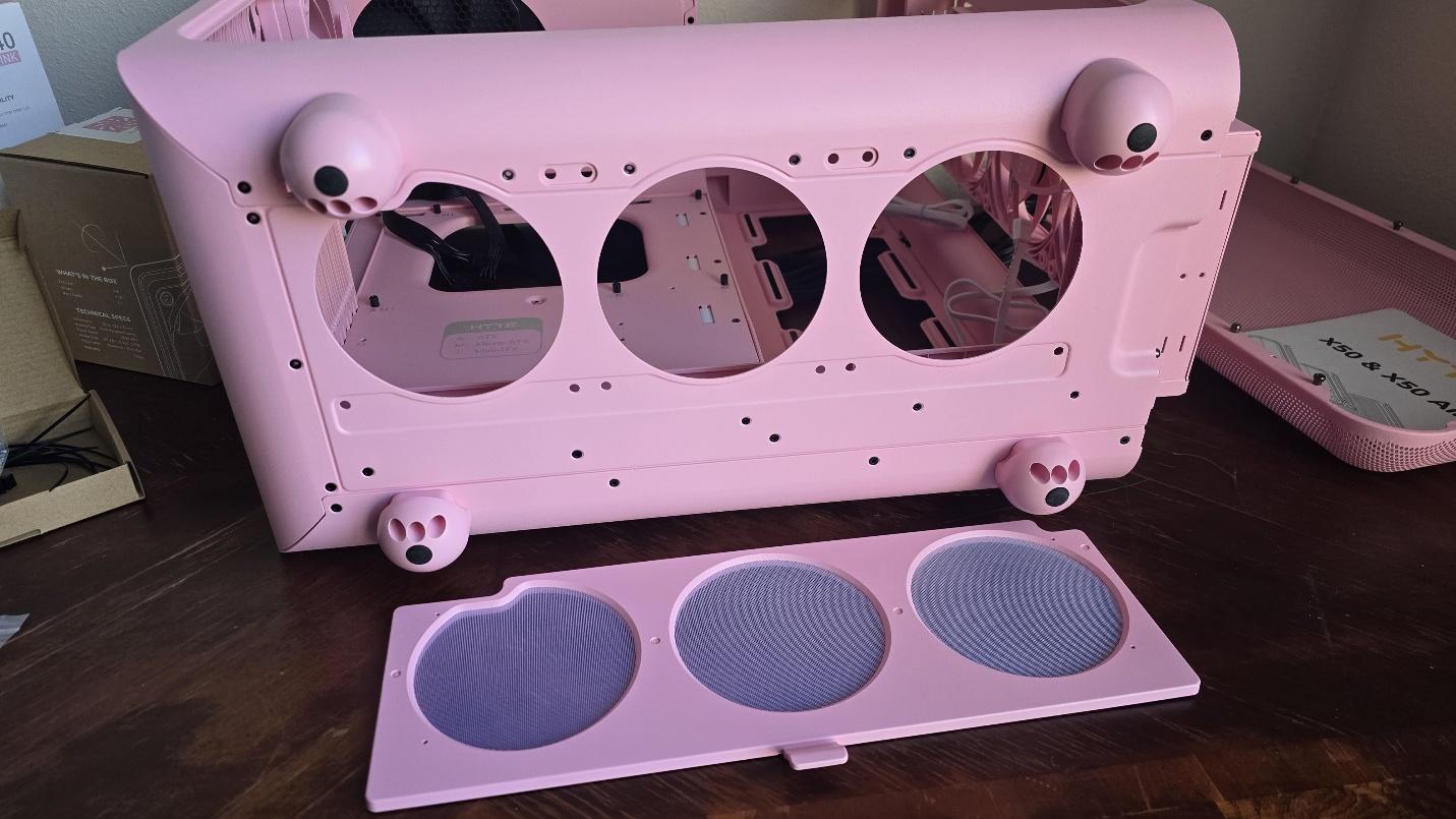 Ecosystem Expansion: Hyte's Vision for Case Design - visual representation