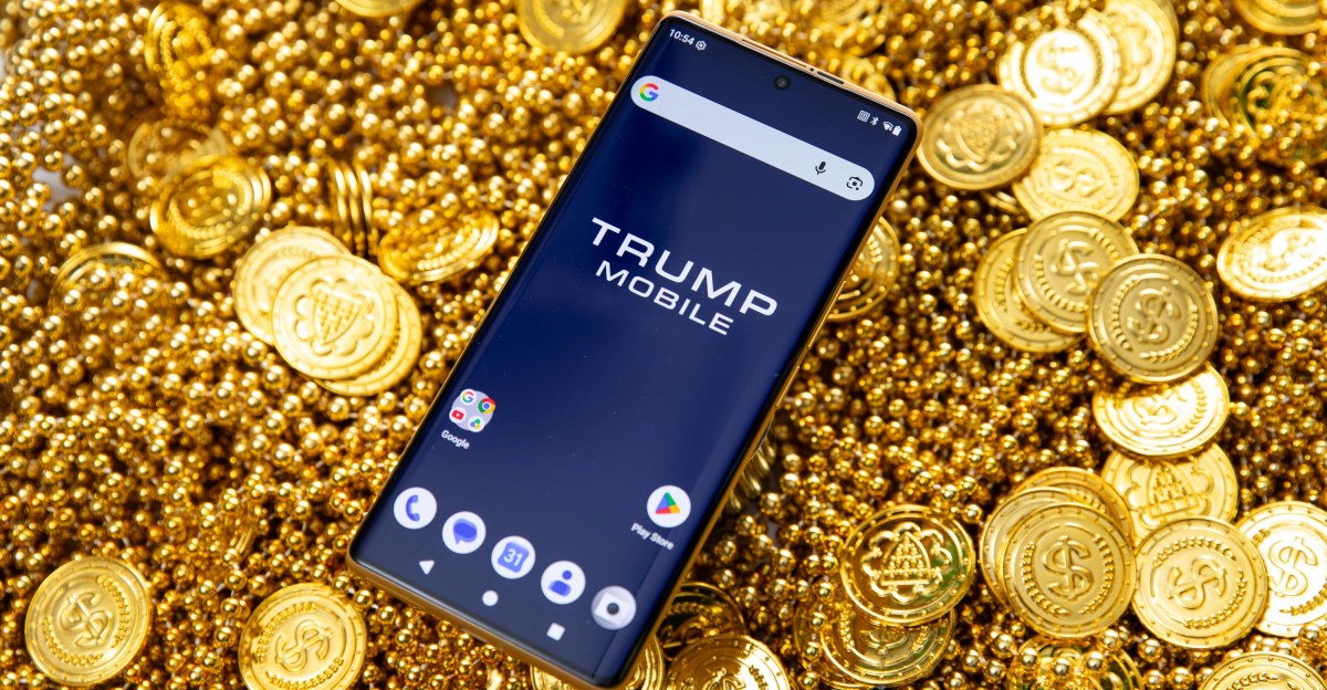 I spent a week using the Trump phone — it sucks | The Verge