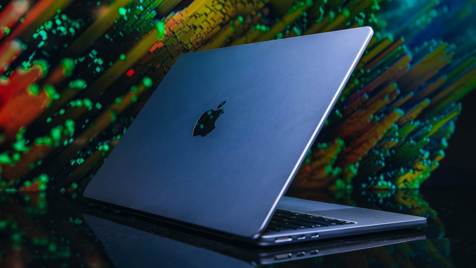 Display and Graphics: Visuals That Wow - contextual illustration