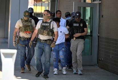 LinkedIn's Role: The Platform That Refuses to Get Involved - visual representation