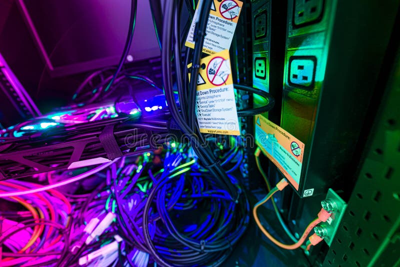 The Problem: Cable Chaos - contextual illustration