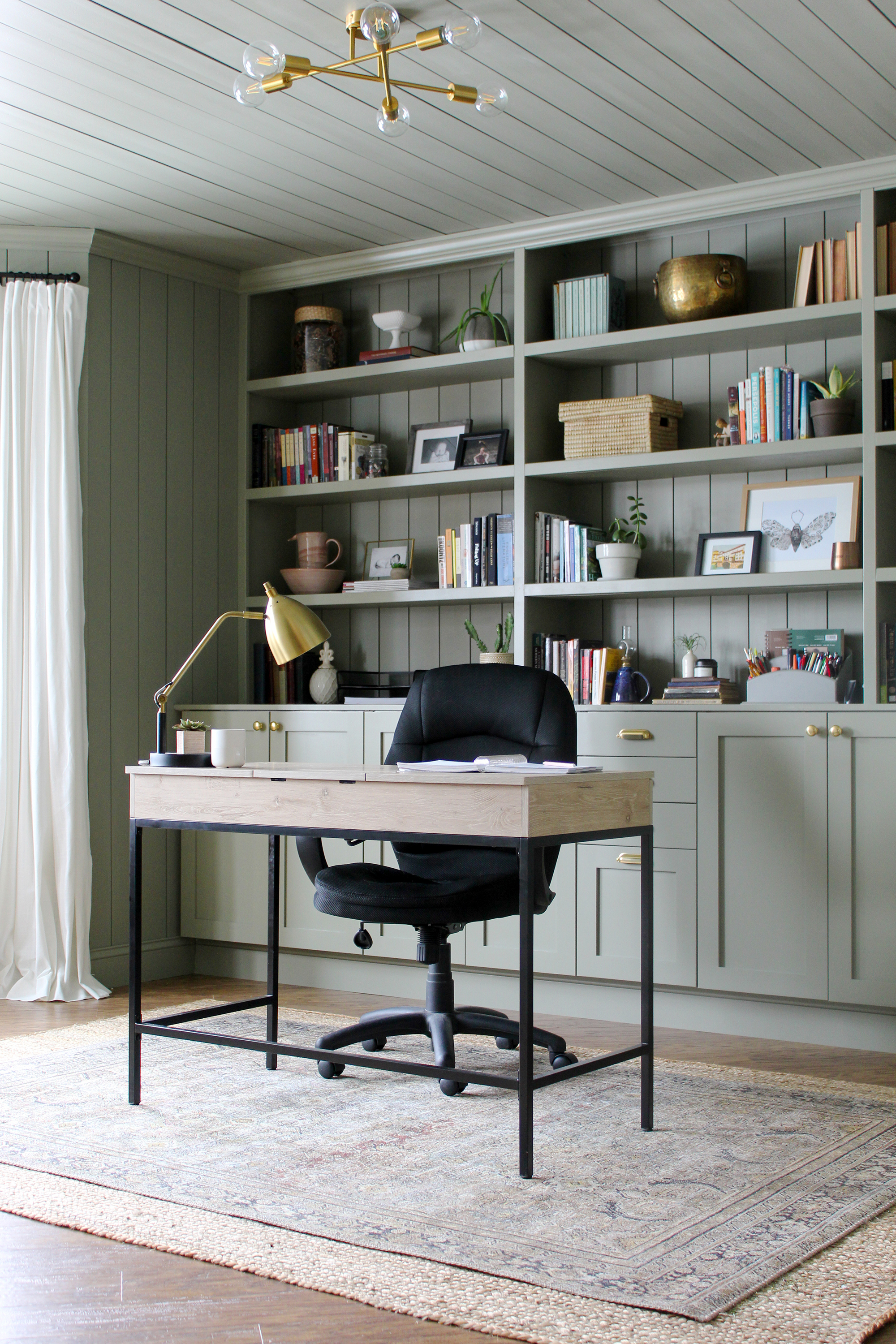 Common Mistakes to Avoid in Home Office Design - visual representation
