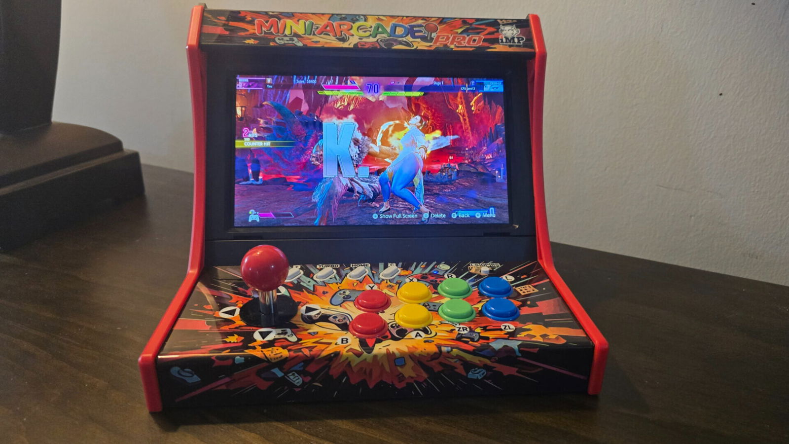 Comparing the Experience: Cabinet vs. Standard Controllers - visual representation