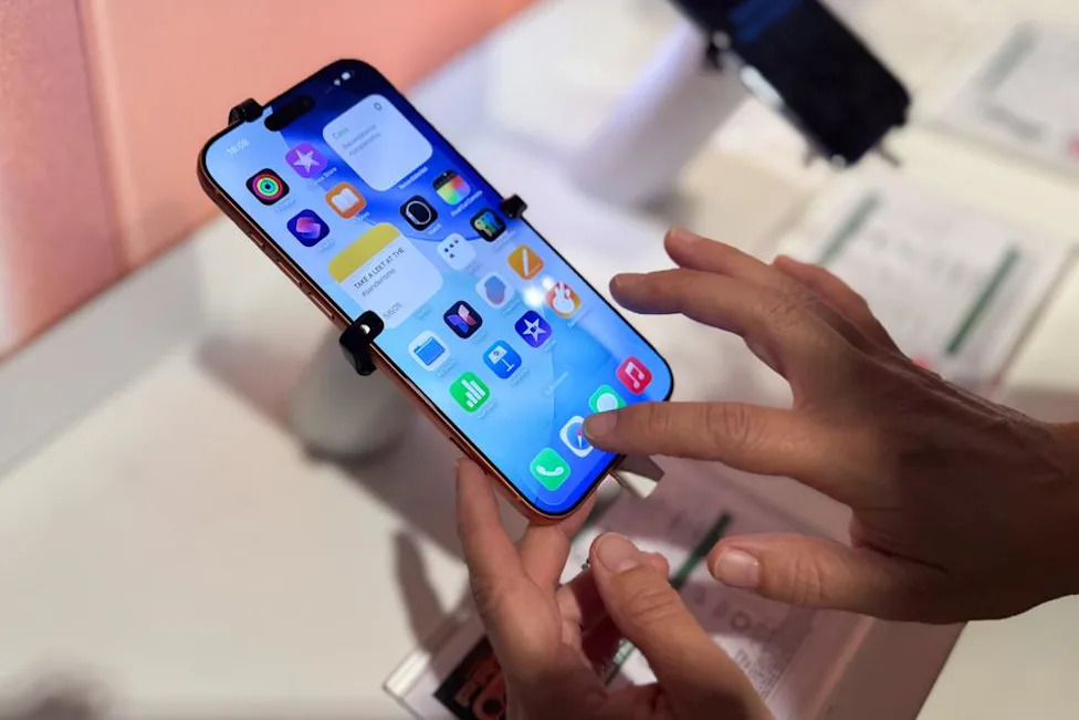 The Best Smartphone Durability Tools at a Glance - visual representation
