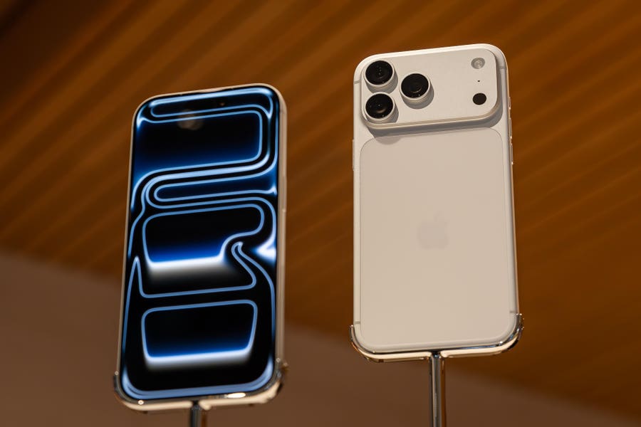 Future Trends in Smartphone Durability - visual representation