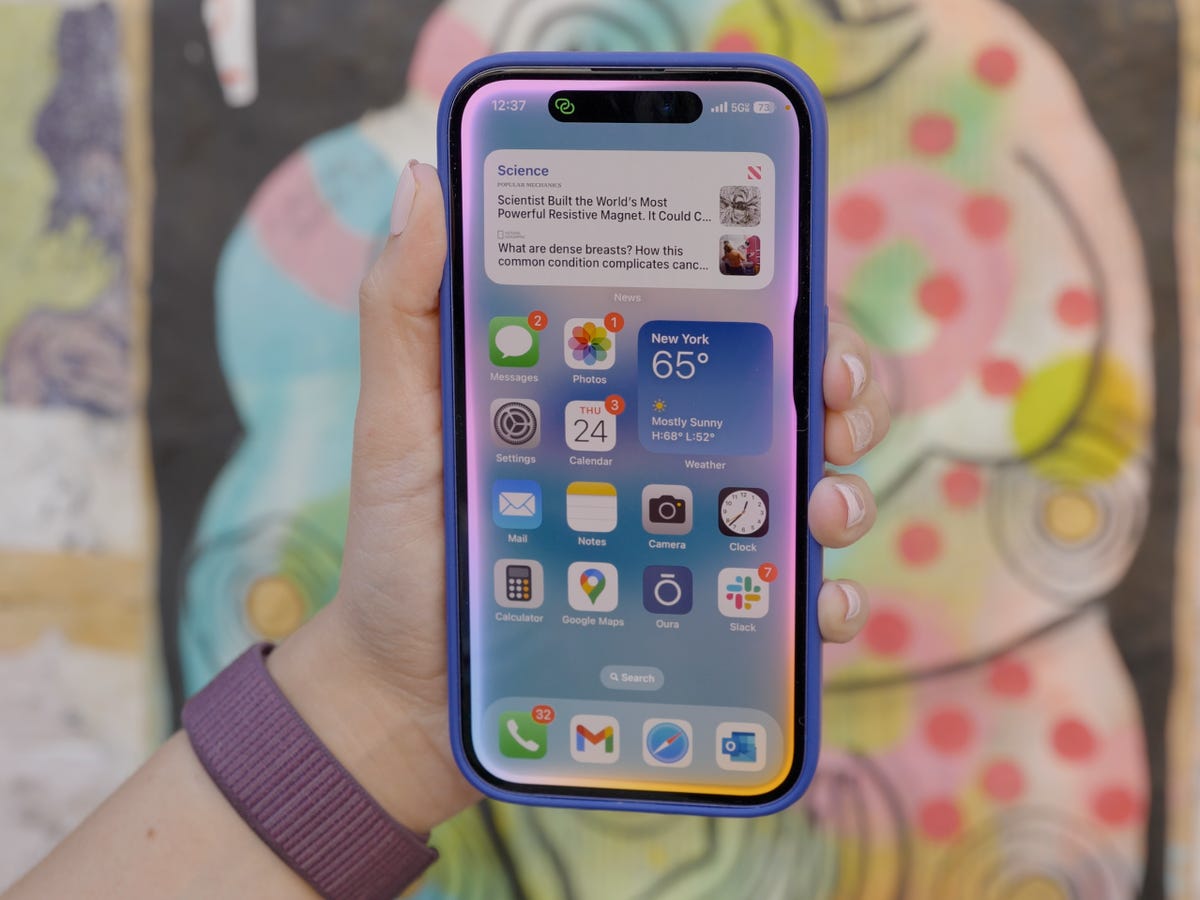 The Comparison: How Apple Intelligence Stacks Up Against Competitors - visual representation