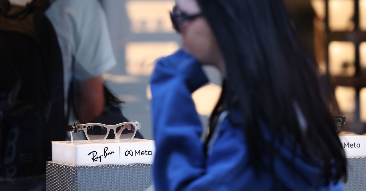 Is It Possible to Make Smart Glasses That Aren’t Creepy? | WIRED