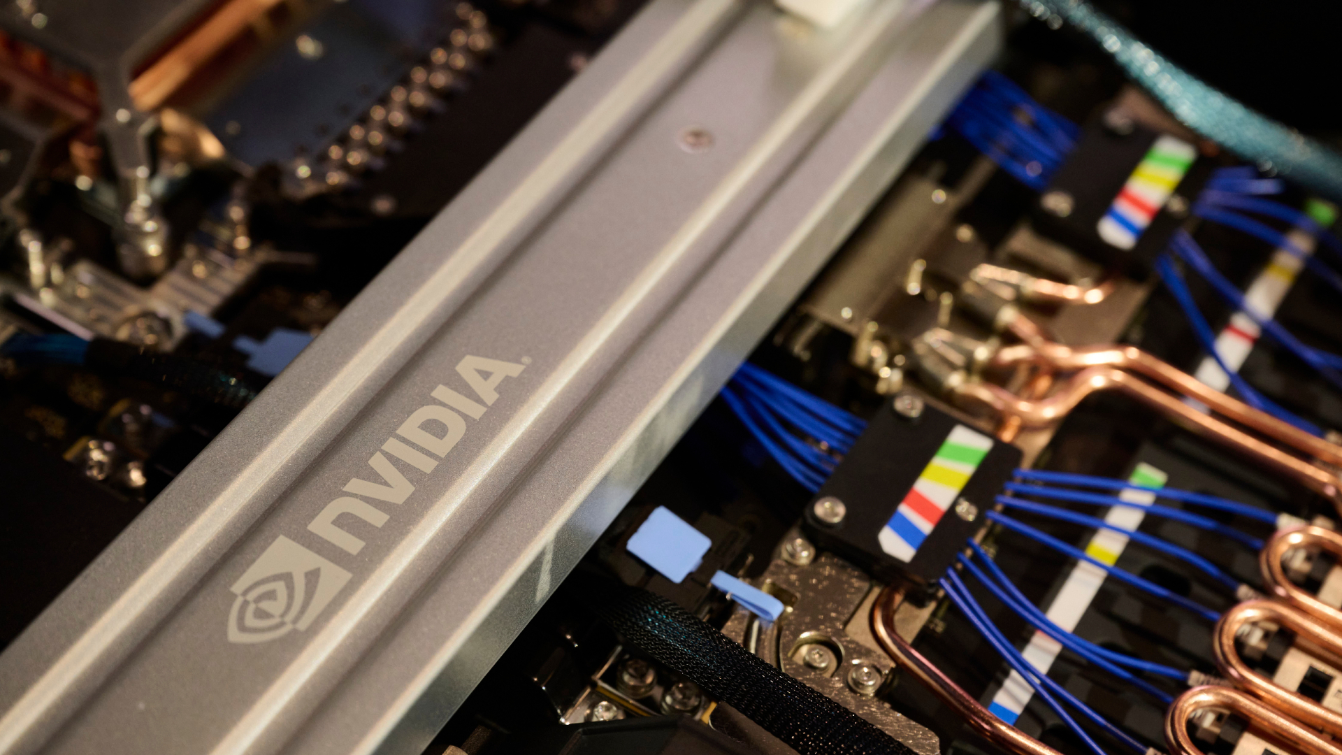 How AI Training Would Adapt to Fiber Memory Architecture - visual representation