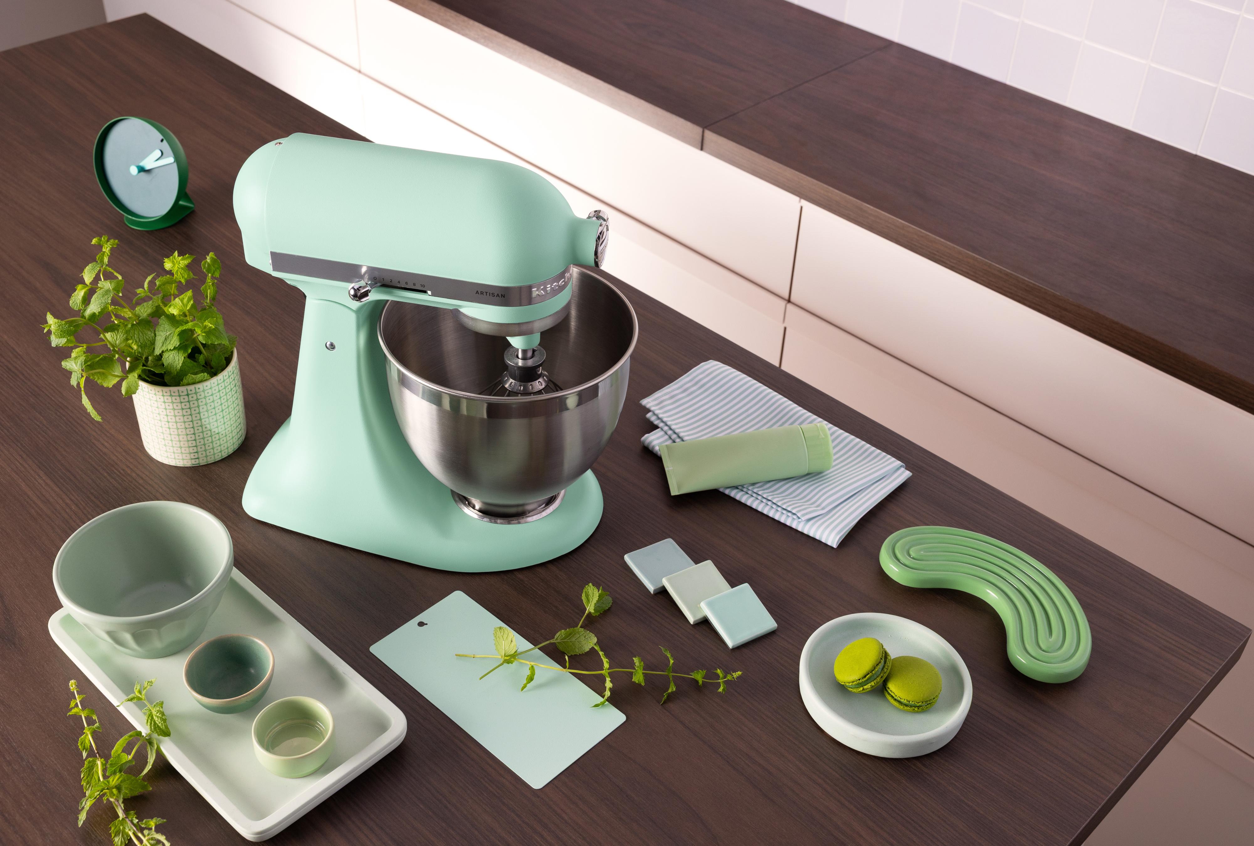 The Spearmint Phenomenon: Cultural Significance Beyond Appliances - visual representation