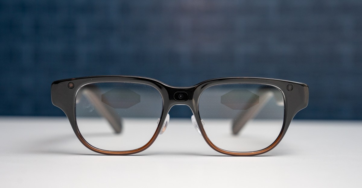 Lenovo AI Glasses CES 2026: Features, Tech, and Alternatives