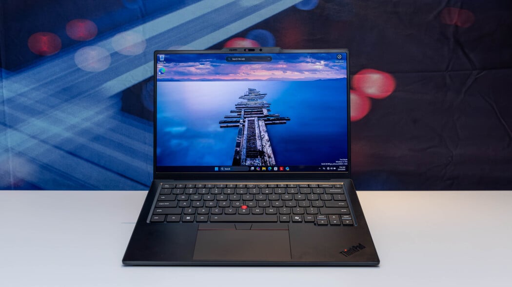 The Lenovo ThinkPad X1 Carbon 14th Gen: Ultraportable Meets Repairable - visual representation