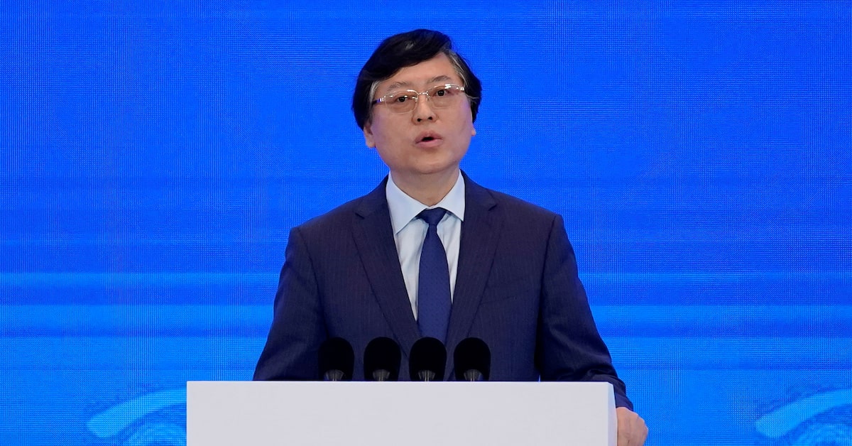 Supply Chain Intelligence: What Lenovo's Stockpiling Reveals About Industry Forecasts - visual representation