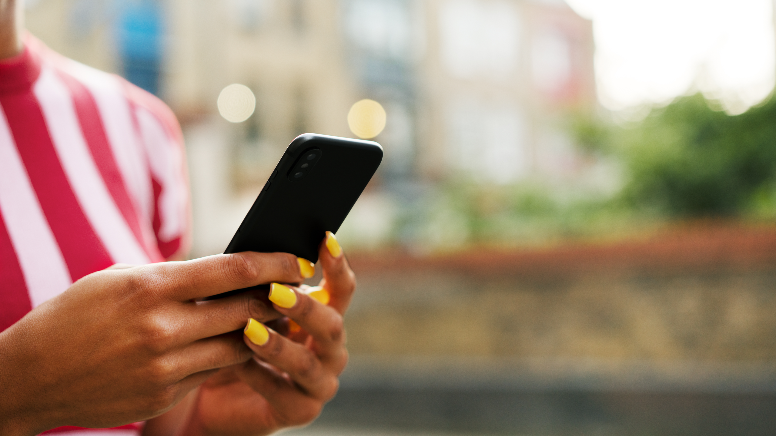Louisiana researchers have made a nail polish that turns your fingernail into a phone stylus to solve ‘zombie finger’ problems | TechRadar