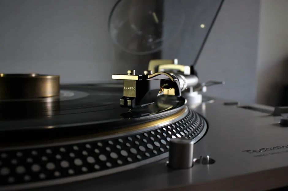 Materials Science: Why Exotic Materials Actually Matter - visual representation