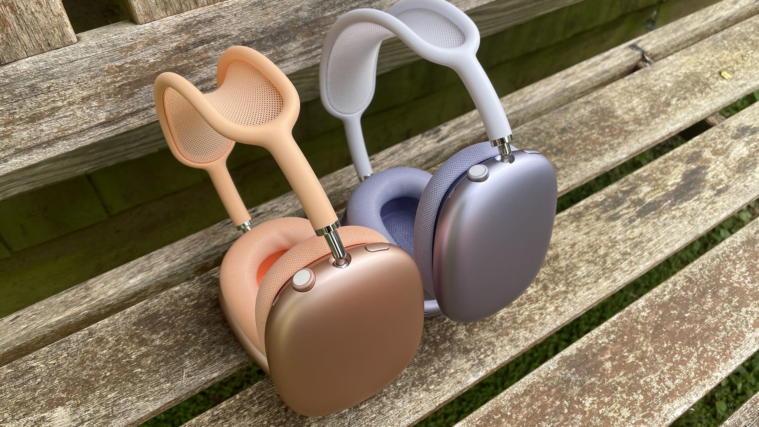 Mastering the AirPods Max 2: The Ultimate Guide to Noise-Cancelling Perfection in 2025