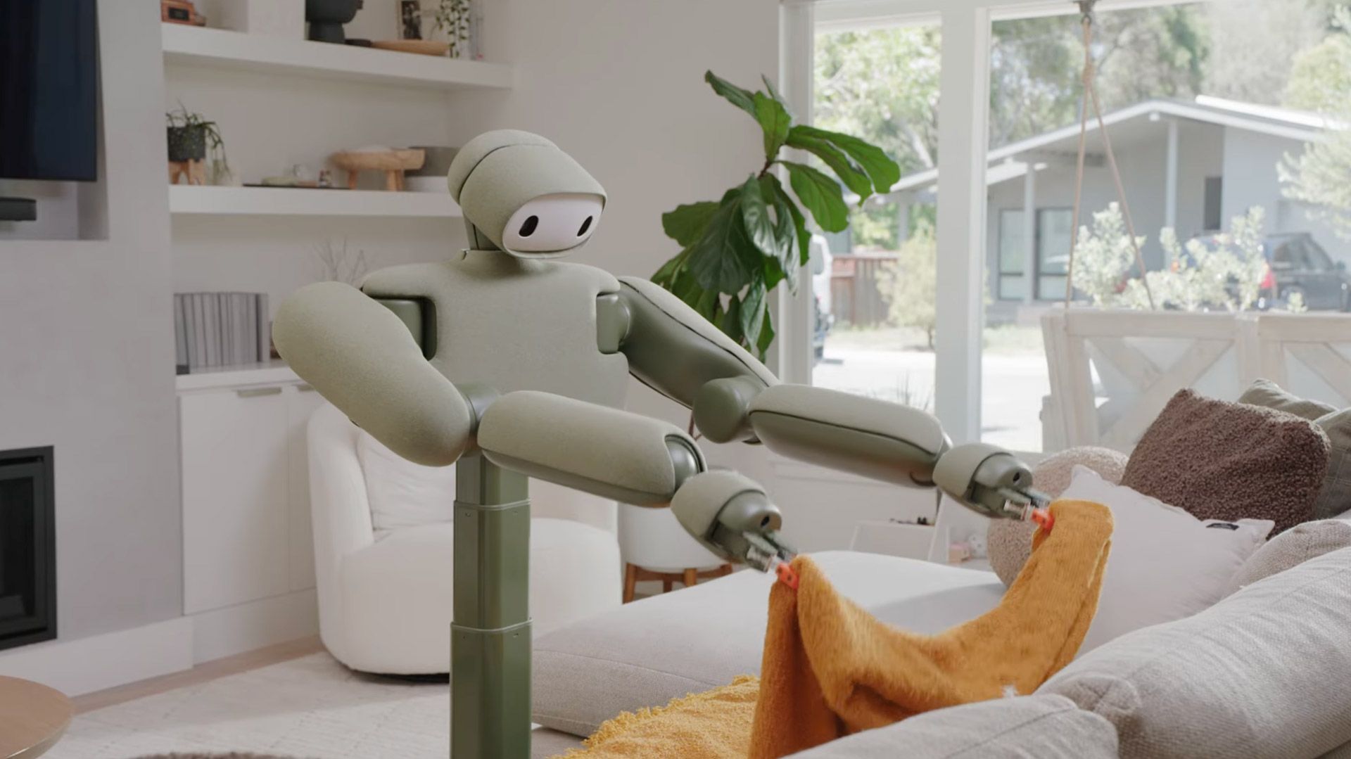 Maybe robots don't need legs or fingers to do laundry — Weave Robotics Isaac 1 isn't pretty or super-humanoid, but it might be ready to handle basic chores | TechRadar