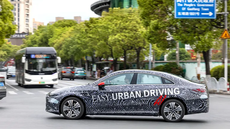 The Tesla Comparison: Safety Culture vs. Disruption Culture - visual representation