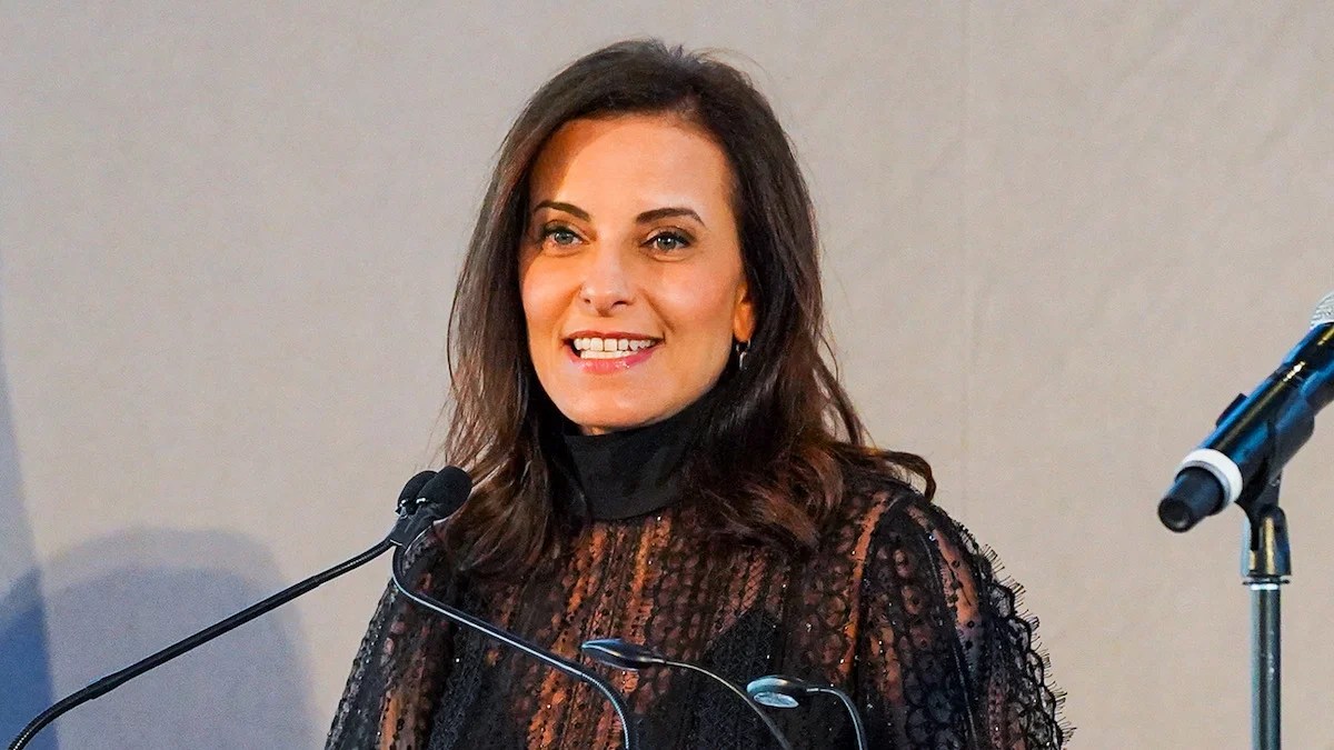 Goldman Sachs Background: Banking Expertise and Global Finance - visual representation