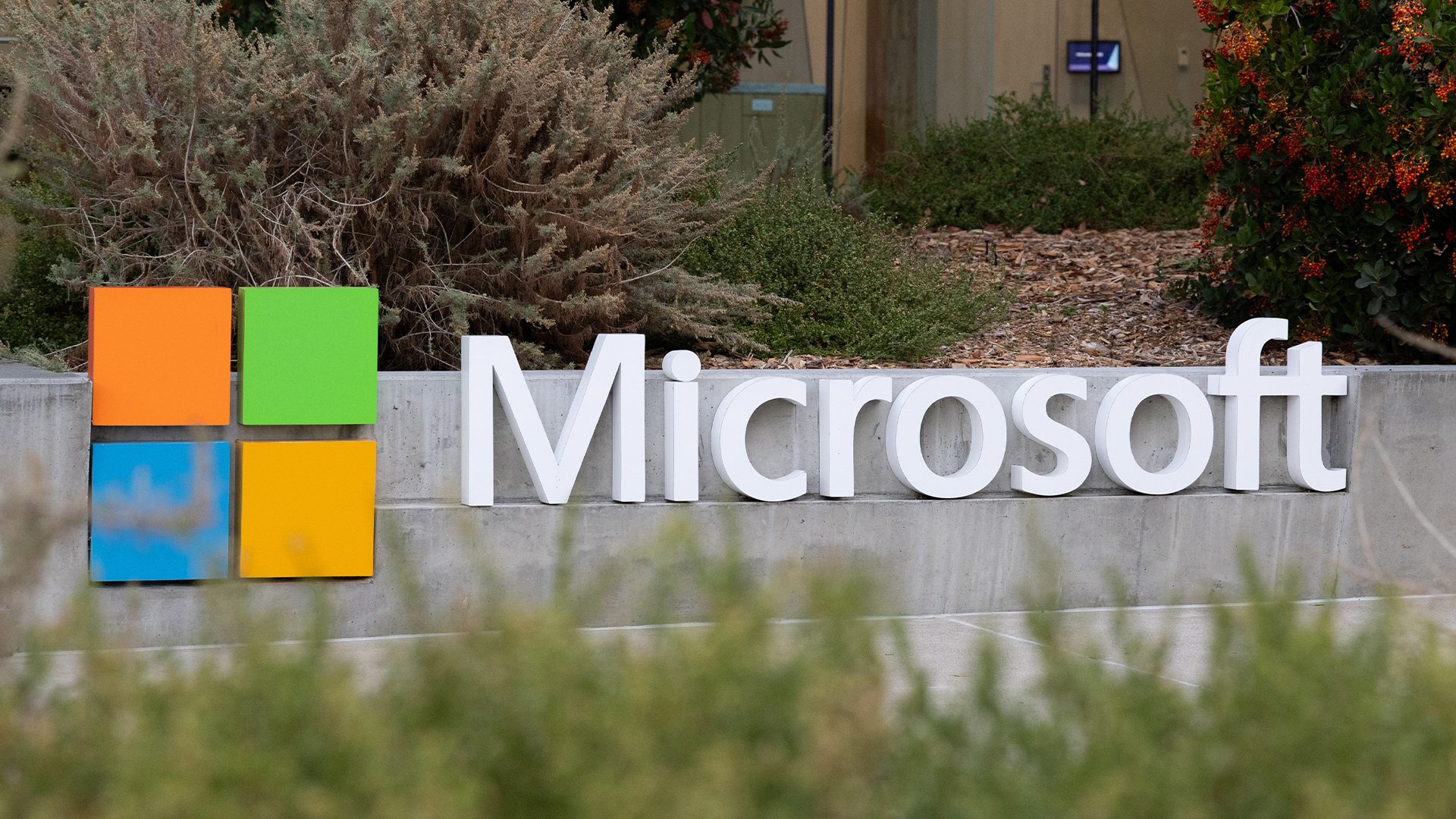 Industry Patterns: Why Outages Keep Happening - visual representation