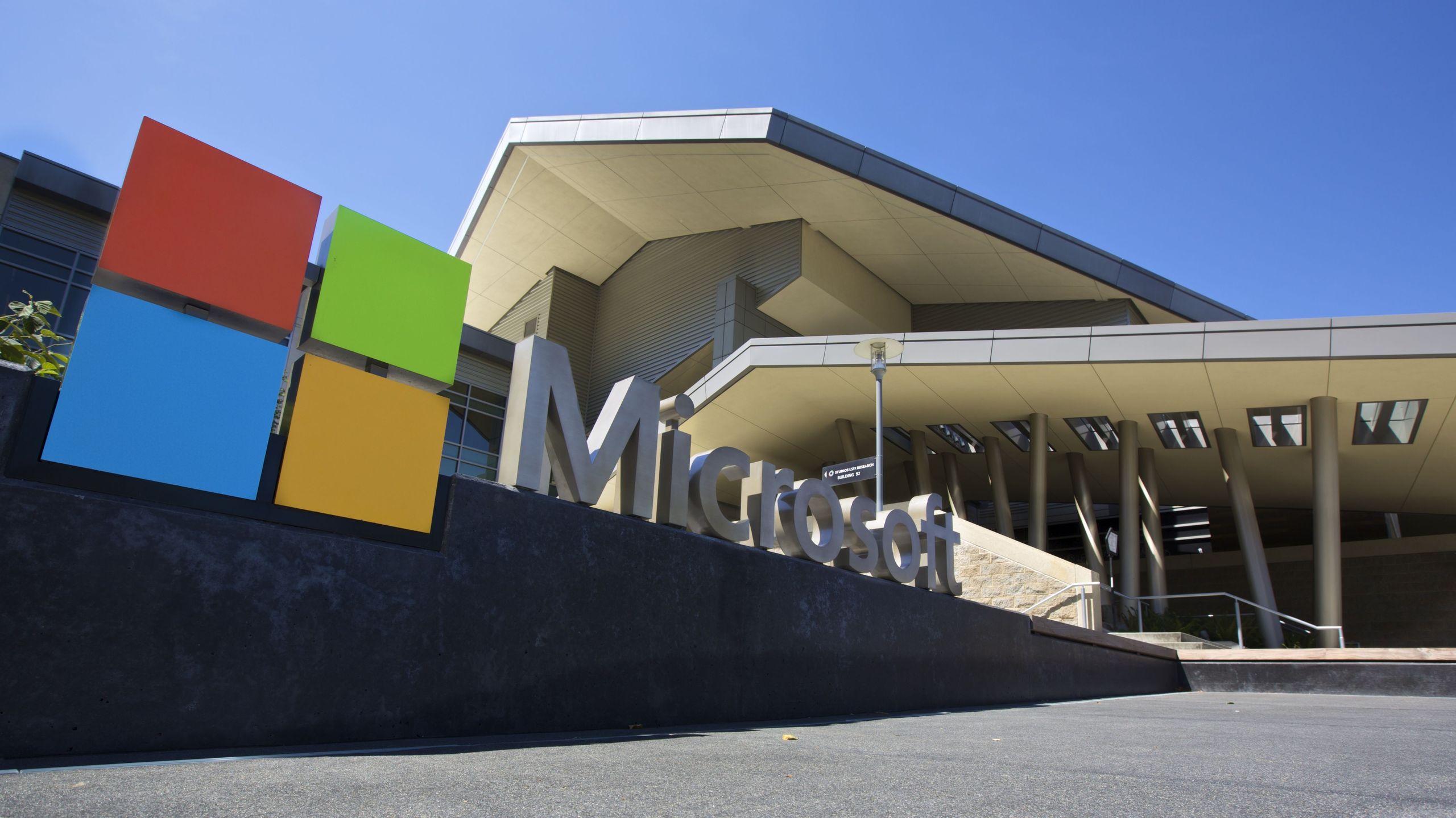 Microsoft's top scientist warns humanity is rapidly losing its ability to understand the AI systems shaping daily life | TechRadar