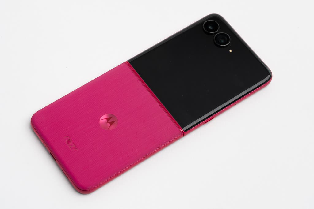 Motorola's Ecosystem Accessories: Moto Pen Ultra and Moto Watch - visual representation