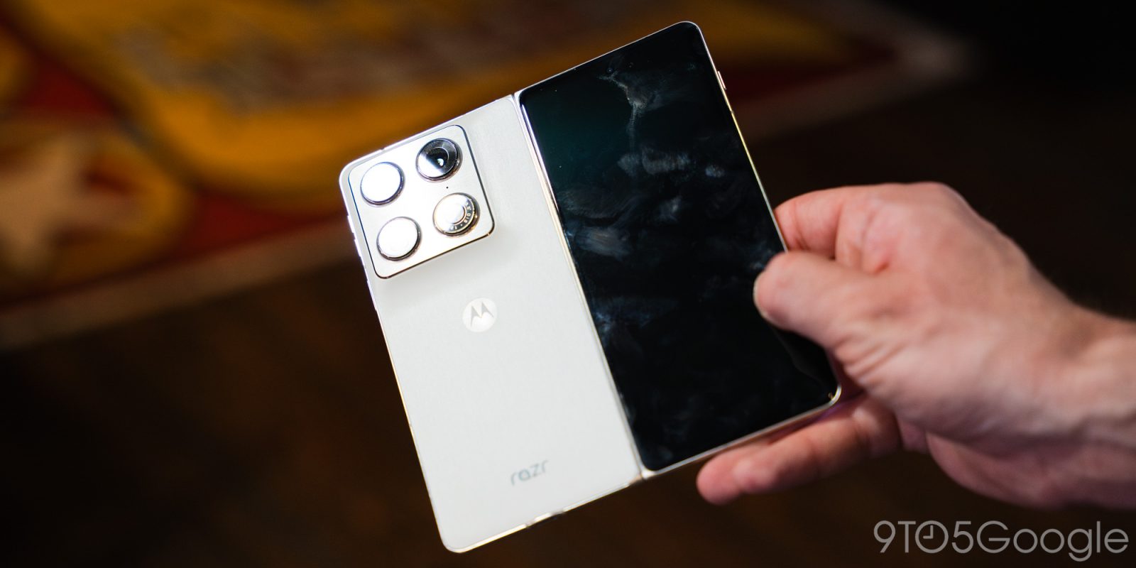 The Competitive Landscape: How Razr Fold Stacks Up - visual representation