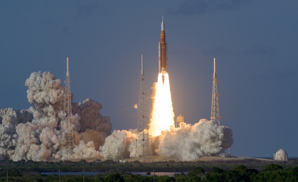 The Technology: Orion and SLS - contextual illustration