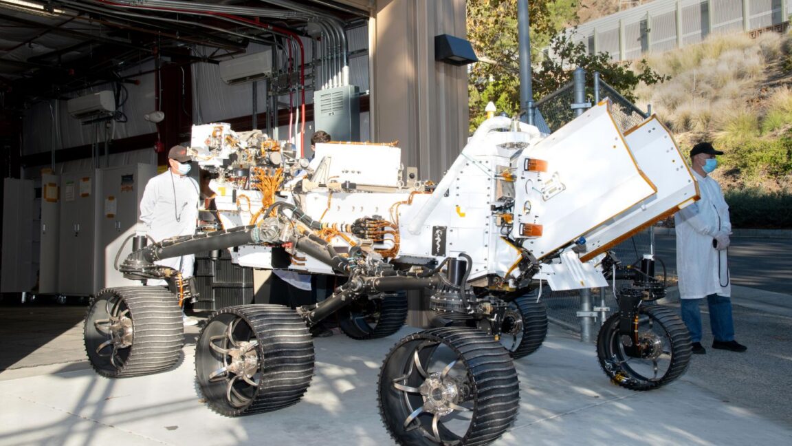 NASA may send a backup, nuclear-powered Mars rover to the Moon - Ars Technica