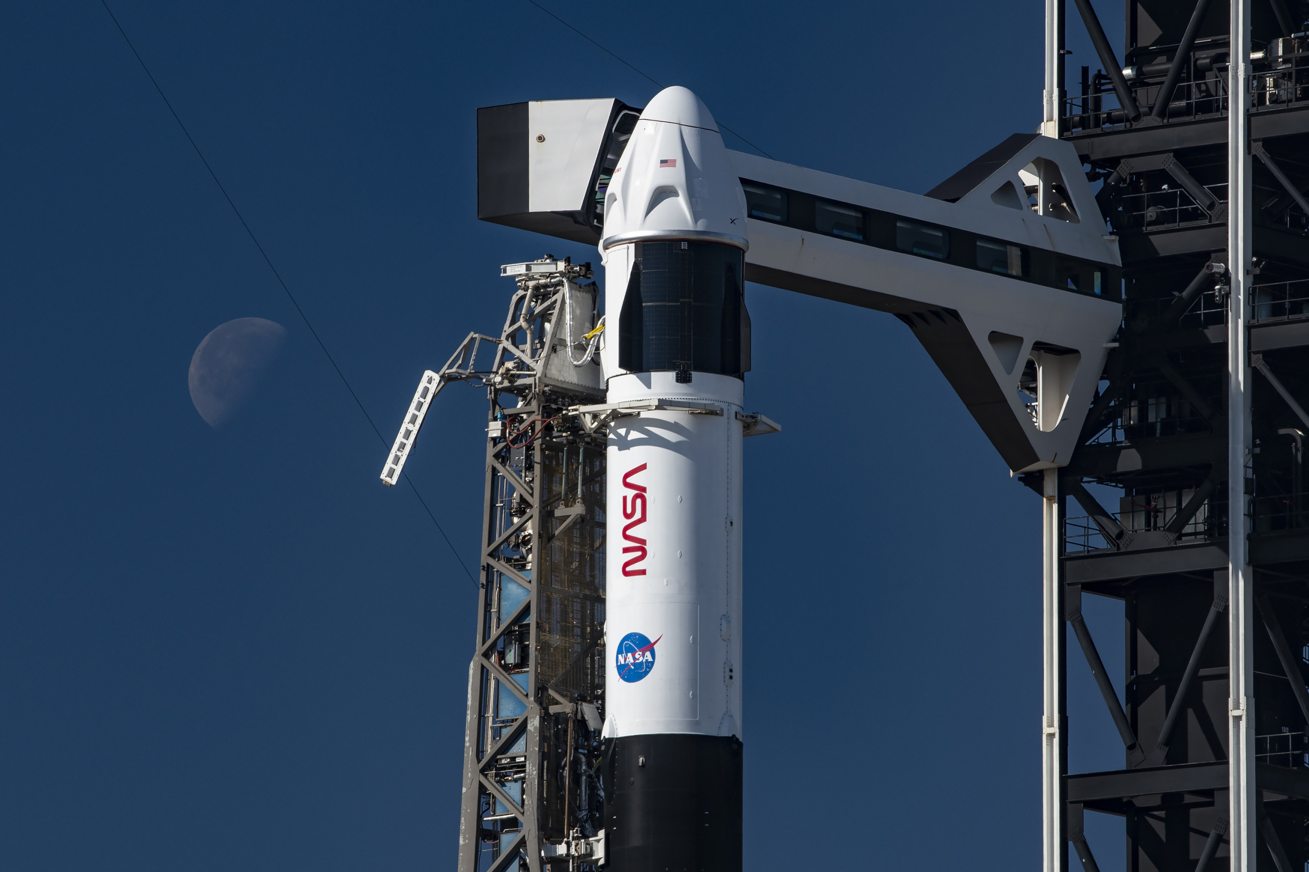 The Technical Specifications of Crew Dragon - visual representation