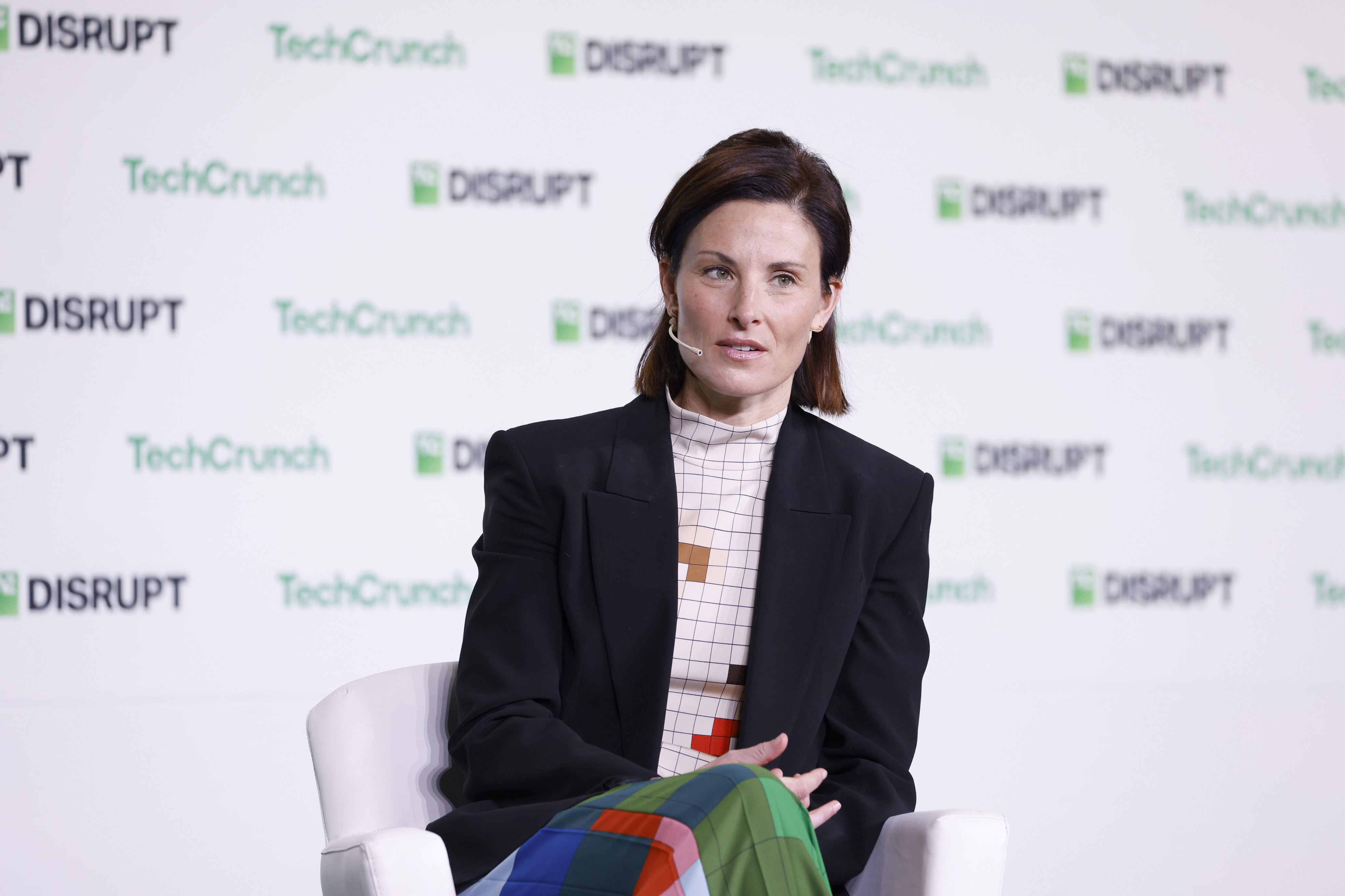 The Long Game: Streaming as Interactive Medium - visual representation