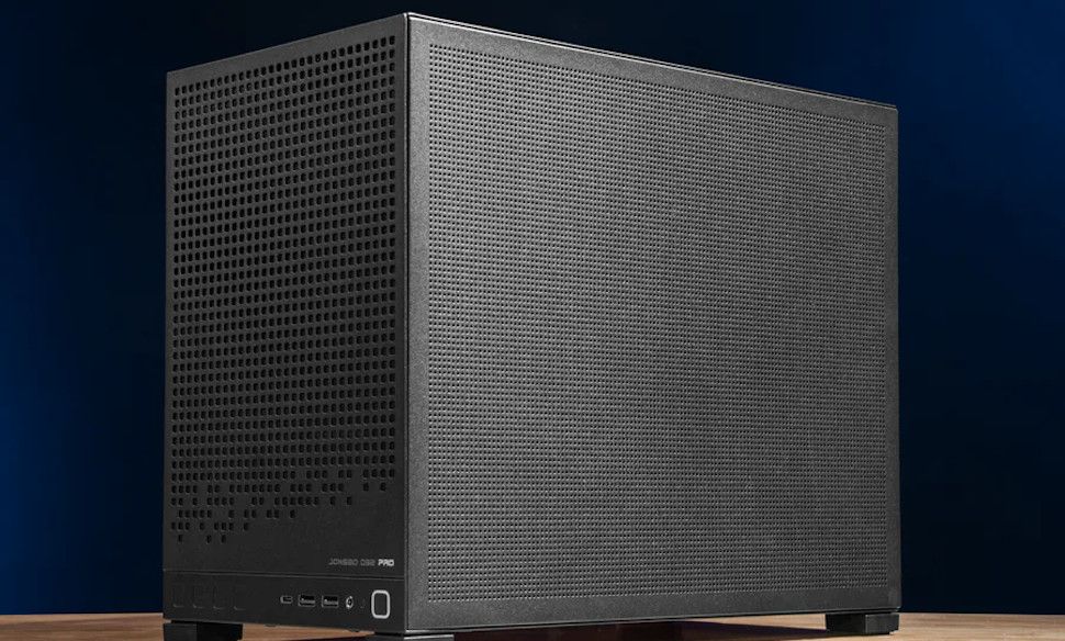 New Steam Machine clone shows copycats are missing the point — the $1,299 'Steamroller' may run SteamOS, but it gets 4 key aspects wrong | TechRadar