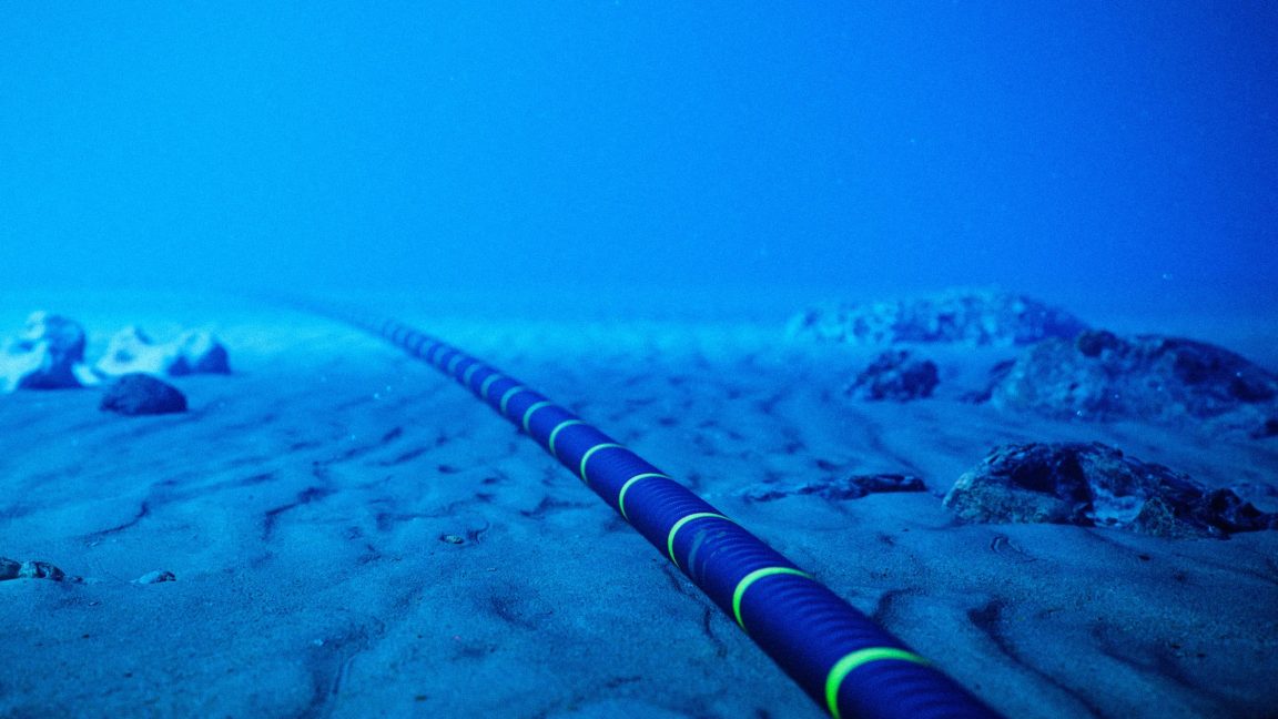 New undersea cable cutter risks Internet’s backbone - Ars Technica