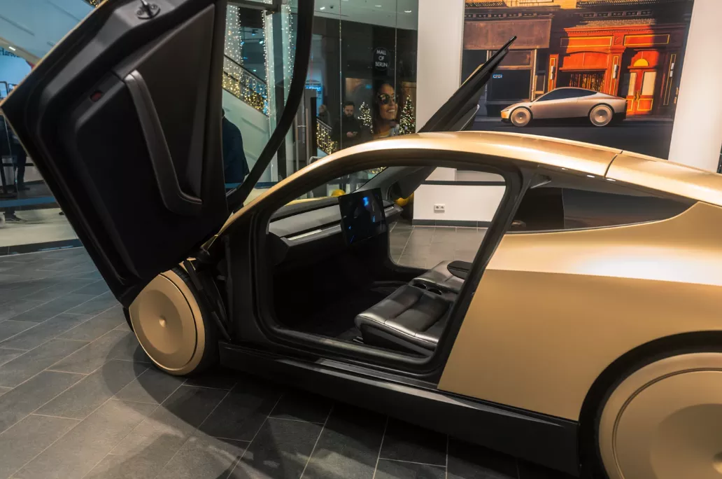 The Future: Three Scenarios - visual representation