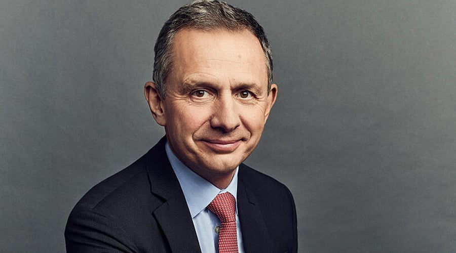 PayPal's Business Model Under Pressure: Understanding the Q4 Failure - visual representation