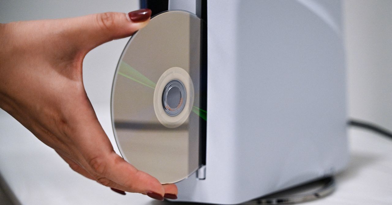 Physical Media Is Making a Comeback. The Next Console Generation Might Kill It | WIRED