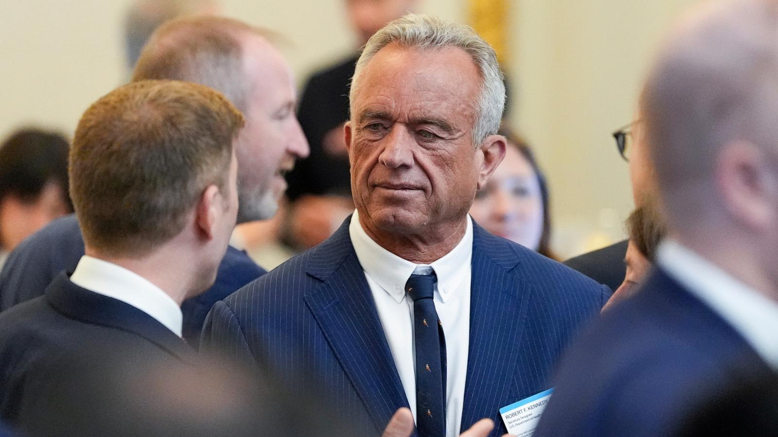 Public Health vs. Individual Choice: The False Dichotomy - visual representation