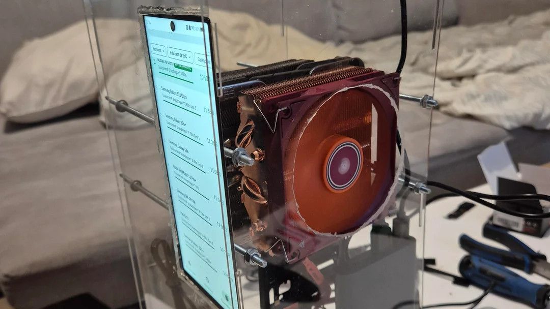 Redditor turns Android phone into a desktop PC in a stroke of genius, sandwiching it between two huge CPU coolers so it runs Witcher 3 at 1080p ultra | TechRadar