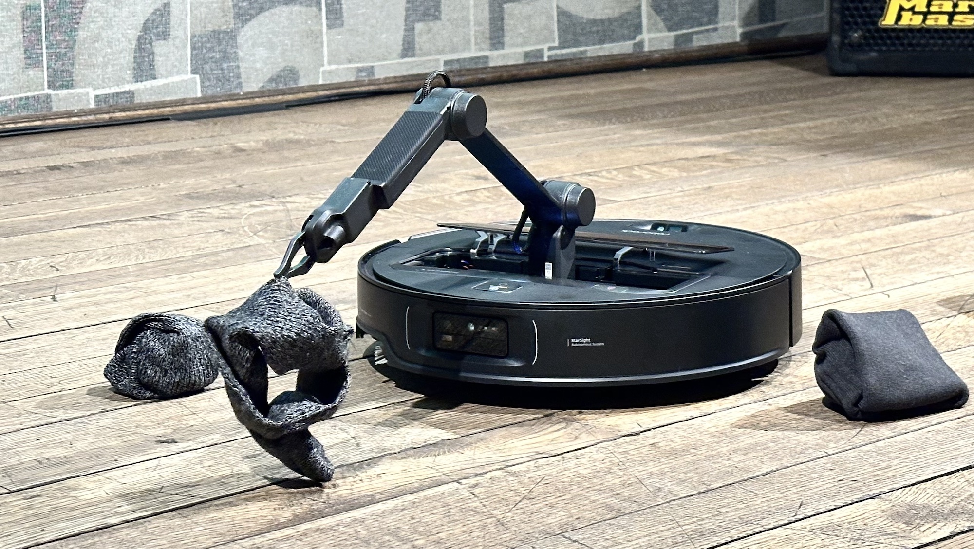 Future Trends in Robot Vacuum Technology - visual representation
