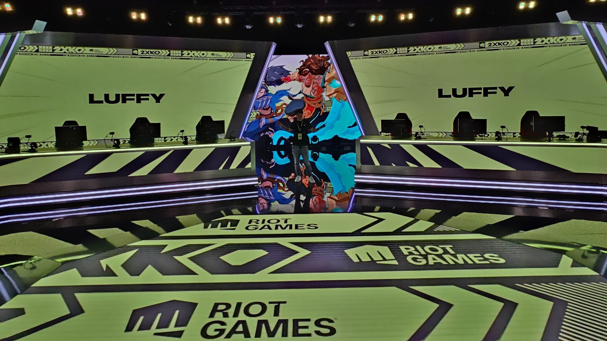 Team Composition and Development Costs - visual representation