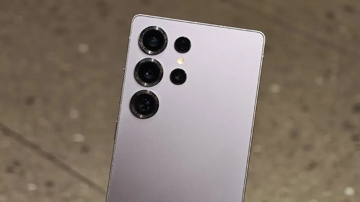 Industry Impact: What the S26 Says About Smartphone Direction - visual representation