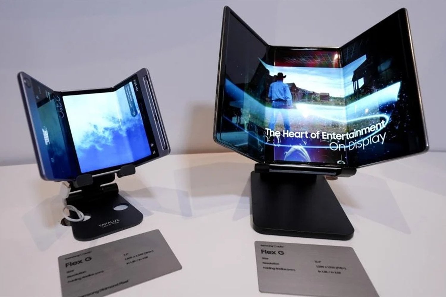 The Display Crease: Still There, Still Not a Deal-Breaker - visual representation