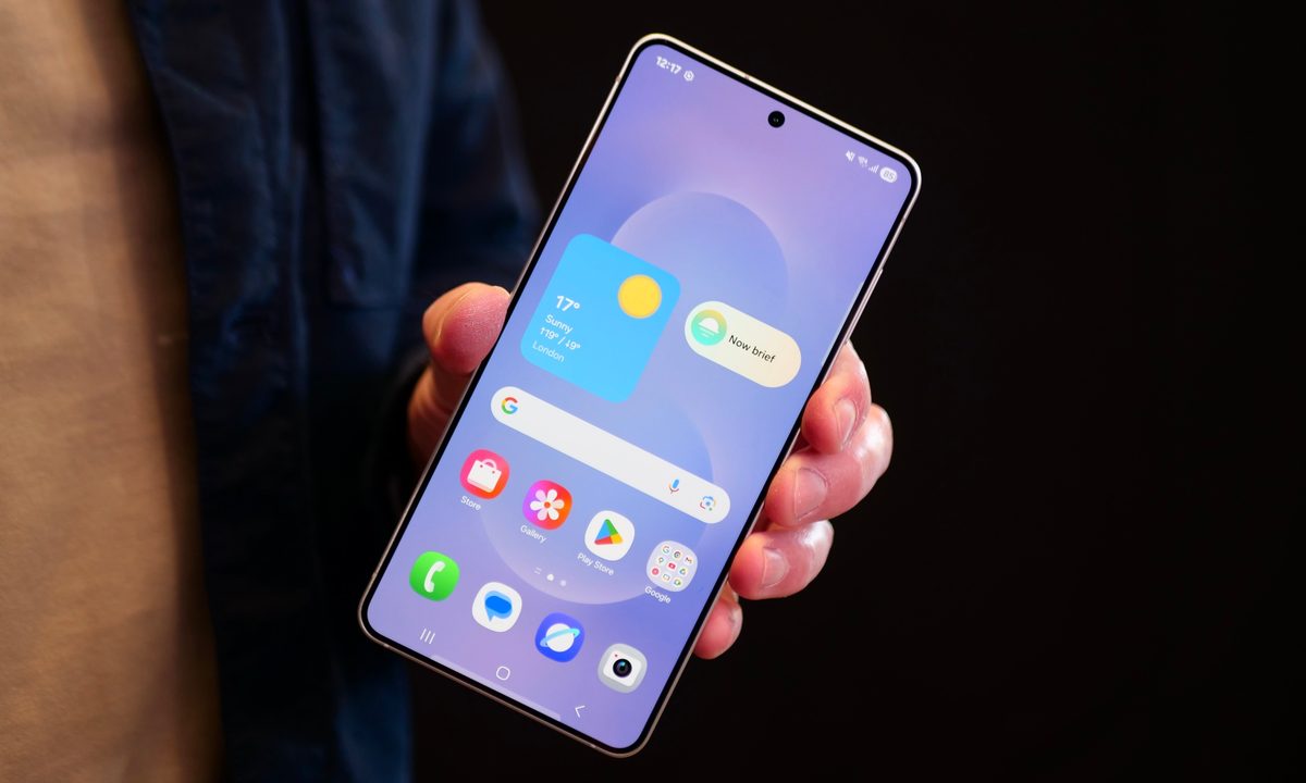 Bixby's New Voice Commands and AI Capabilities - visual representation
