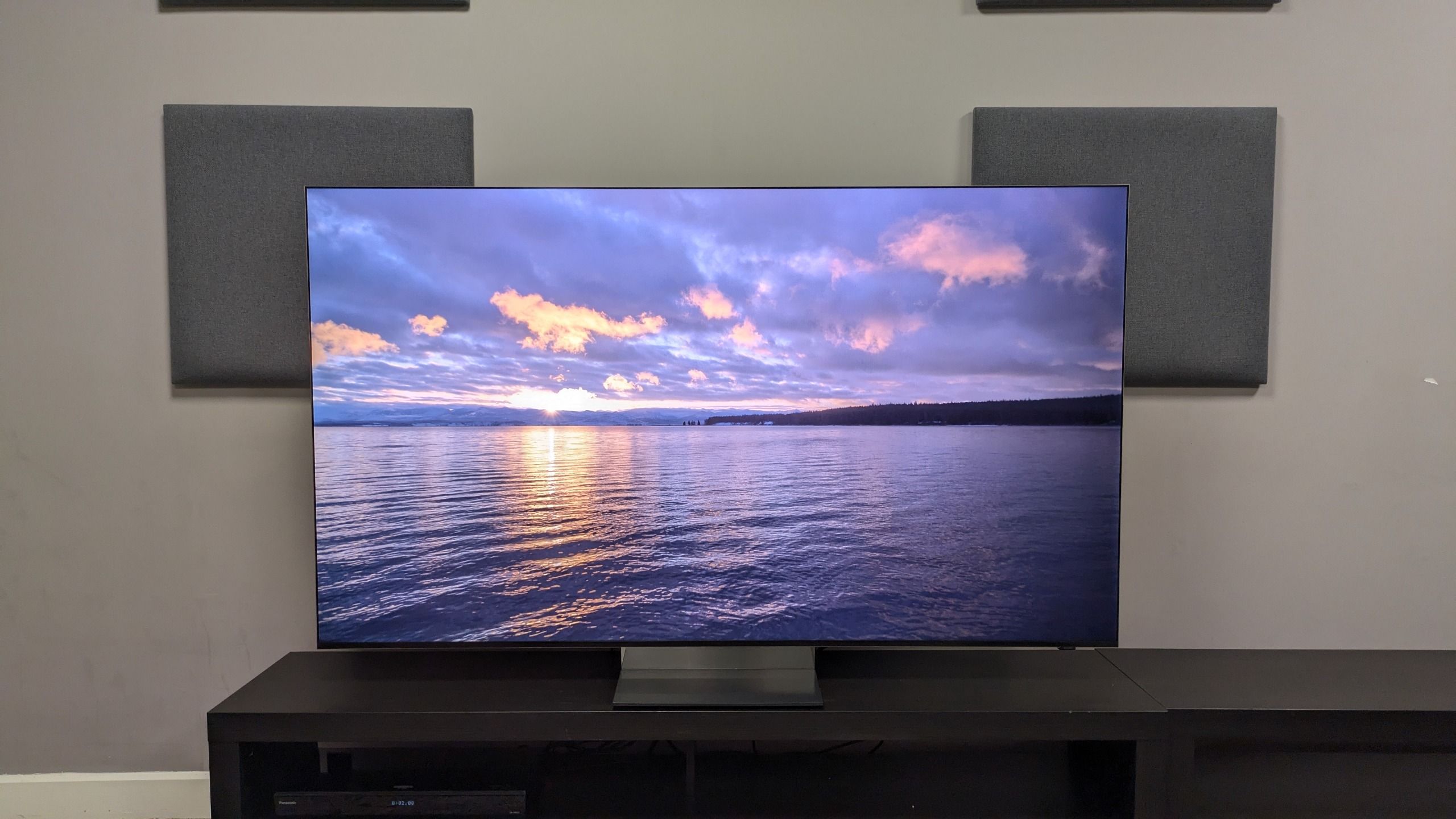 Samsung R95H review: a brilliant evolution of backlit TVs | TechRadar