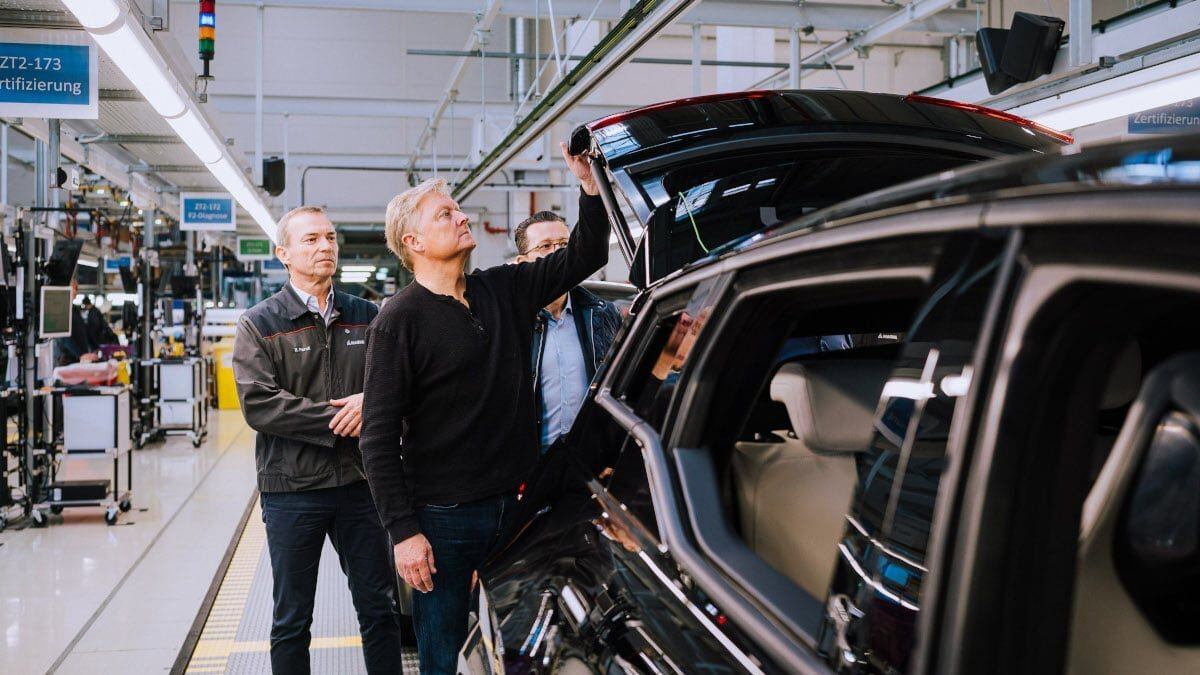 International Perspective: How Other Regulators Handle EV Startups - visual representation