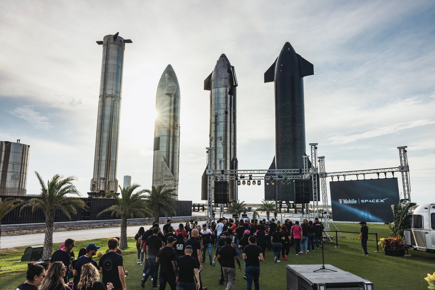 The Regulatory Wild Card: What If State or Federal Government Steps In? - visual representation