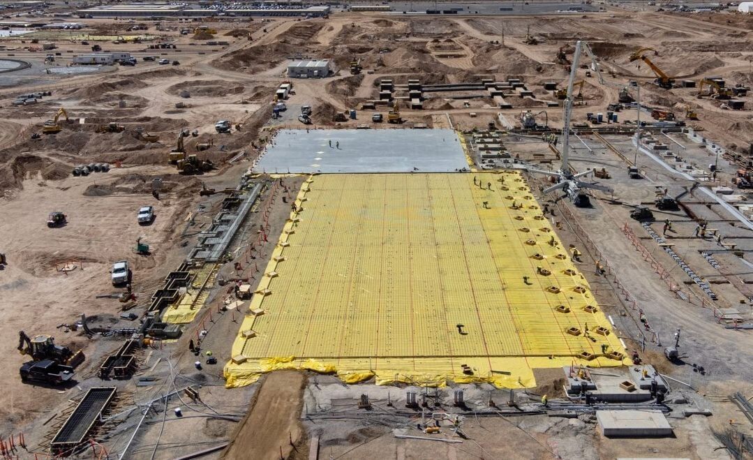 Future Trends in Land Use and Data Centers - visual representation