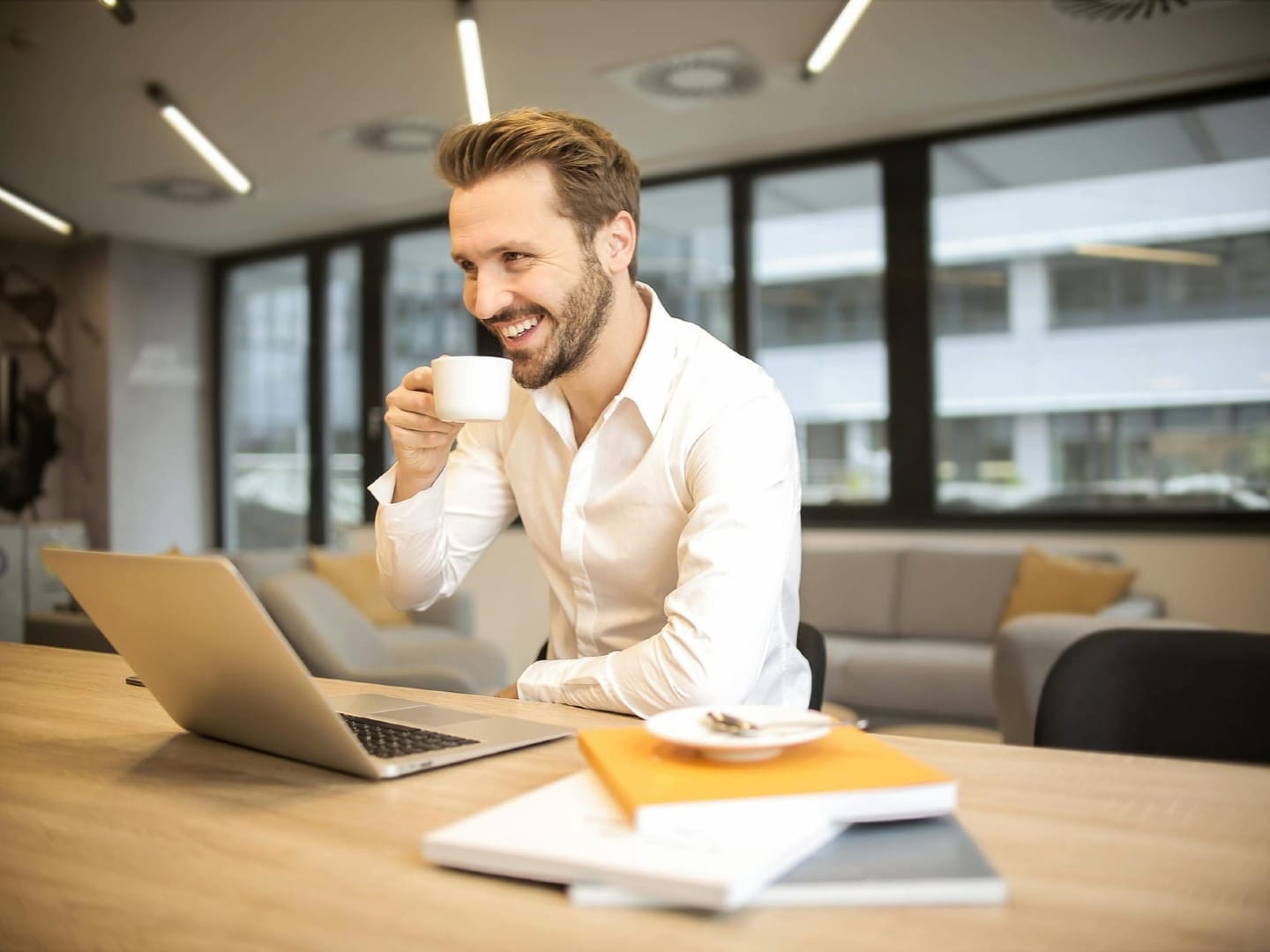 The 11 Best Competitor Analysis Tools (Free + Paid) in 2026