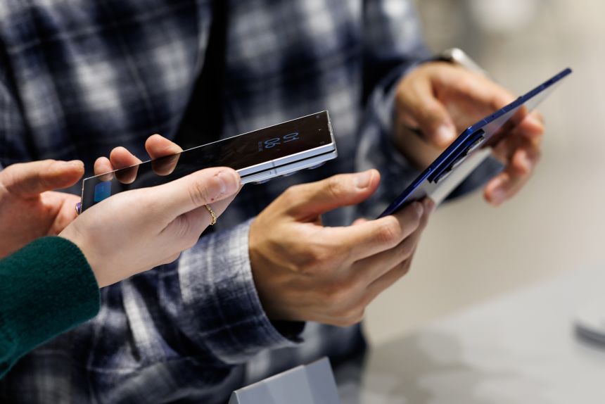 The Used Phone Market Is Booming (For a Reason) - visual representation