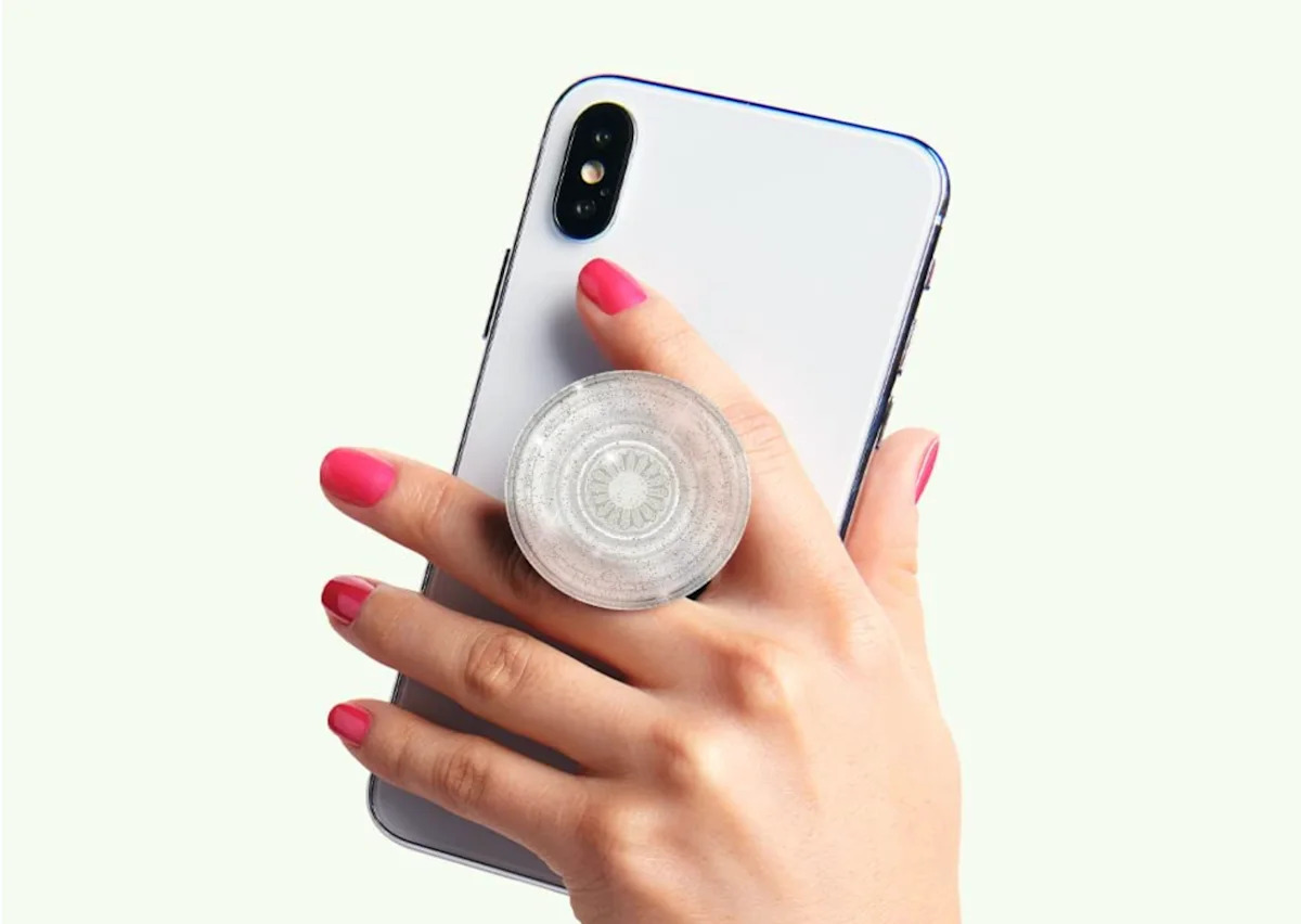 Case Study: Pop Sockets in Everyday Life - visual representation